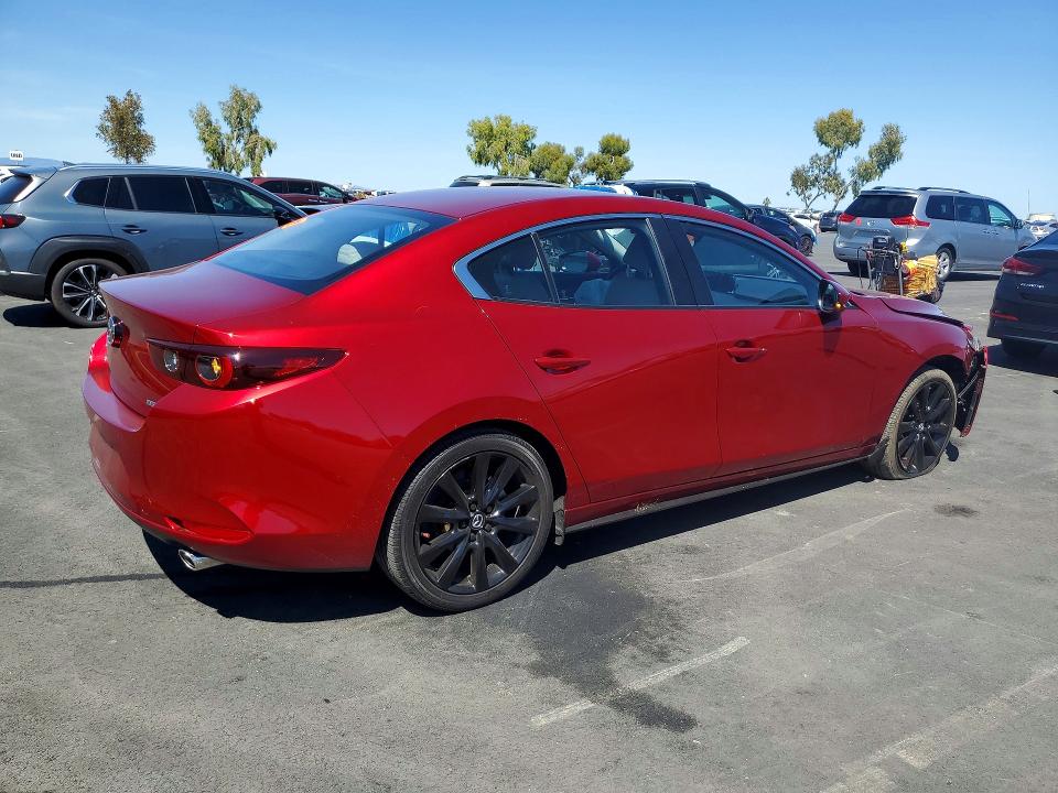 Продаж на аукціоні авто 2025 Mazda 3, vin: JM1BPACM1S1760945, номер лоту: 50479906