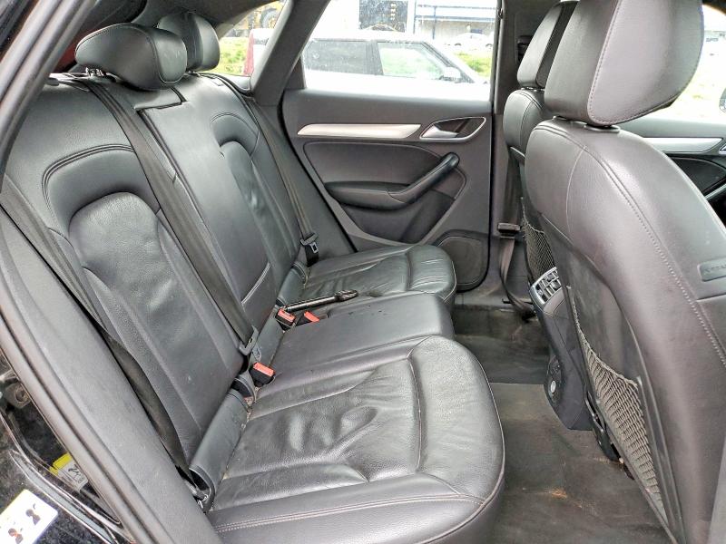 51446026 :رقم المزاد ، WA1JCCFS0HR000636 vin ، 2017 Audi Q3 مزاد بيع