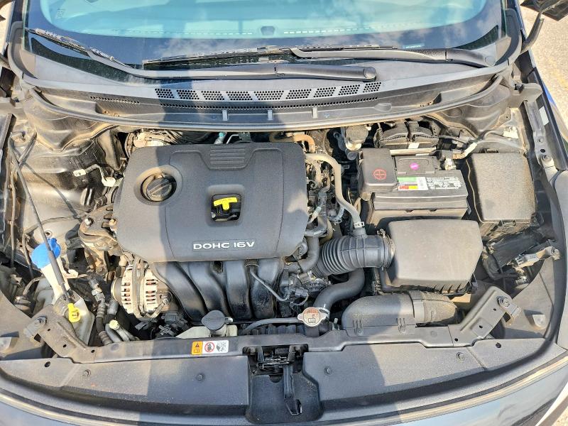 48470626 :رقم المزاد ، 3KPFL4A79JE220136 vin ، 2018 Kia Forte مزاد بيع