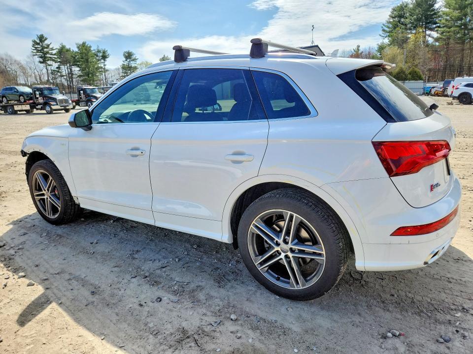 Продаж на аукціоні авто 2018 Audi Sq5, vin: WA1A4AFY2J2221899, номер лоту: 49779766