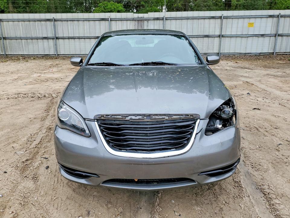 Продаж на аукціоні авто 2013 Chrysler 200, vin: 1C3CCBBG4DN738942, номер лоту: 47481066
