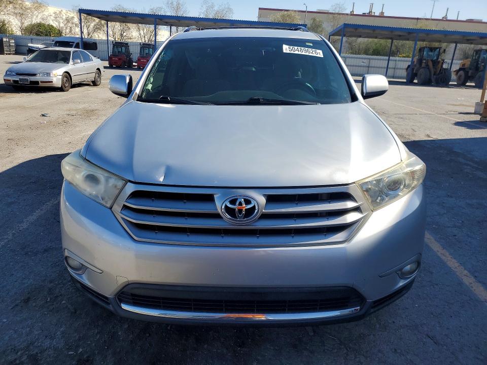 50489626 :رقم المزاد ، 5TDZK3EH8DS132055 vin ، 2013 Toyota Highlander مزاد بيع