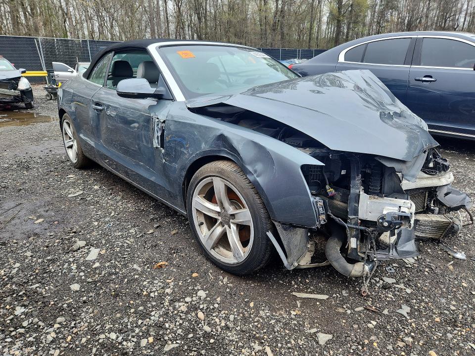 48523446 :رقم المزاد ، WAULFAFH3DN002426 vin ، 2013 Audi A5 مزاد بيع