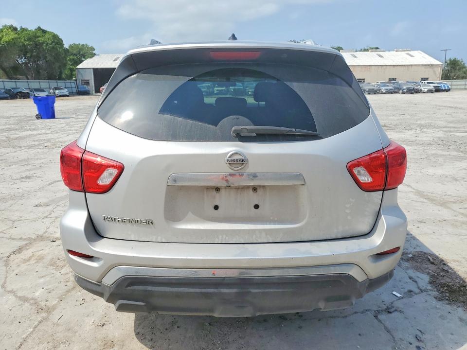 Продажа на аукционе авто 2018 Nissan Pathfinder, vin: 5N1DR2MN5JC626924, номер лота: 51586456