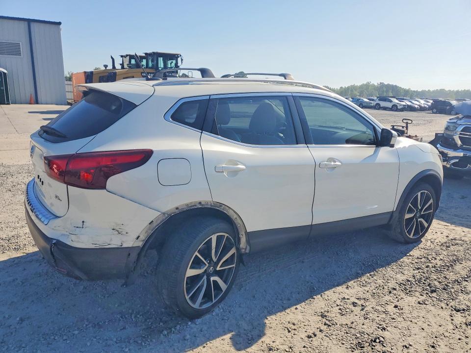 2018 Nissan Rogue Sport მანქანა იყიდება აუქციონზე, vin: JN1BJ1CP1JW188551, აუქციონის ნომერი: 49545726
