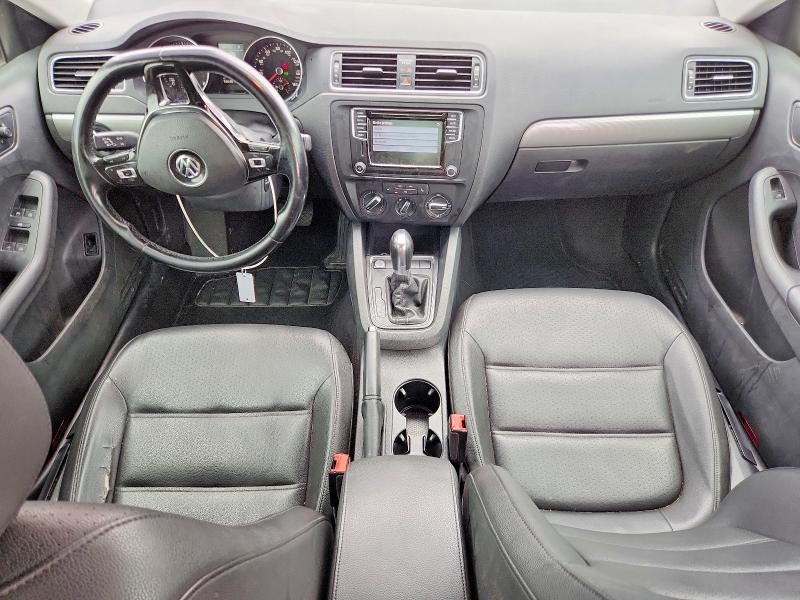 49822456 :رقم المزاد ، 3VWDB7AJ1HM361576 vin ، 2017 Volkswagen Jetta مزاد بيع