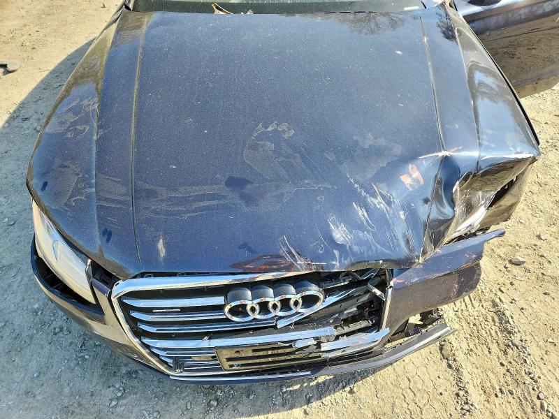 48403856 :رقم المزاد ، WAU32AFD8FN028791 vin ، 2015 Audi A8 مزاد بيع