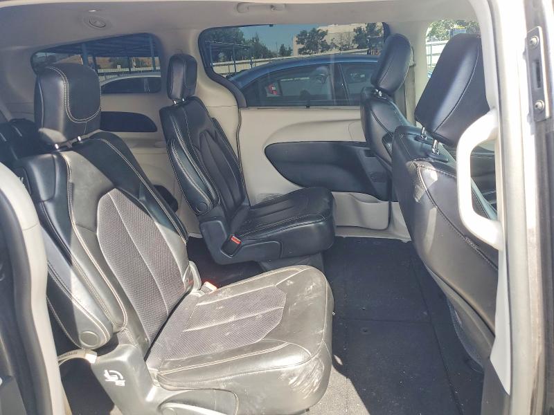 48705216 :رقم المزاد ، 2C4RC1DG7LR157062 vin ، 2020 Chrysler Voyager مزاد بيع