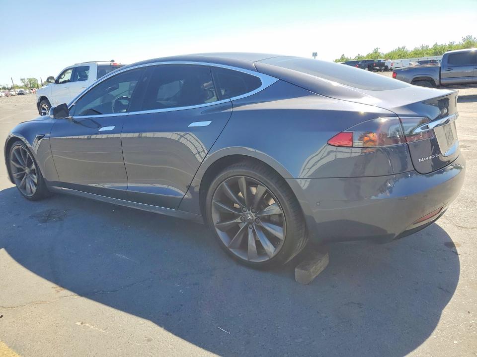 Auction sale of the 2017 Tesla Model S, vin: 5YJSA1E29HF184406, lot number: 49073966