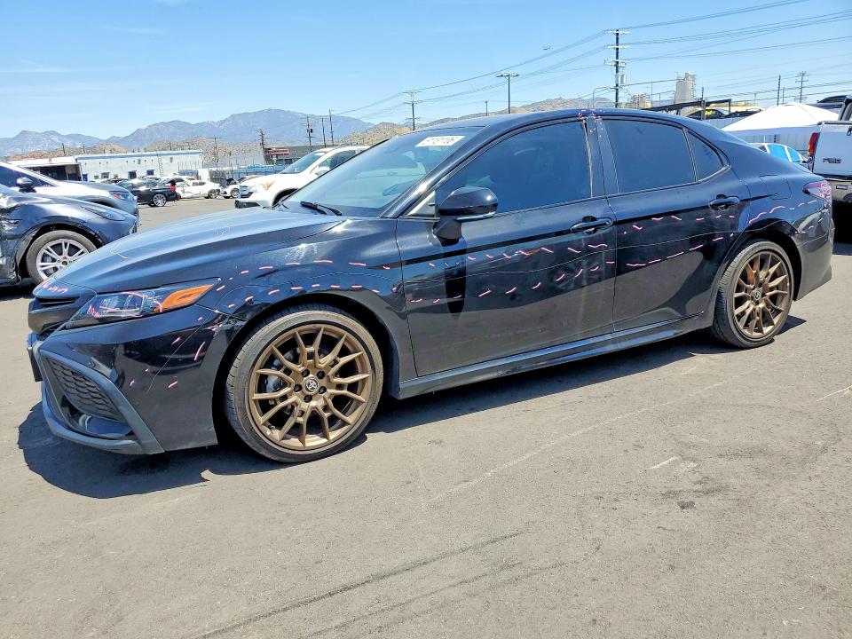 51181106 :رقم المزاد ، 4T1T31AK4RU062609 vin ، 2024 Toyota Camry Hybrid مزاد بيع
