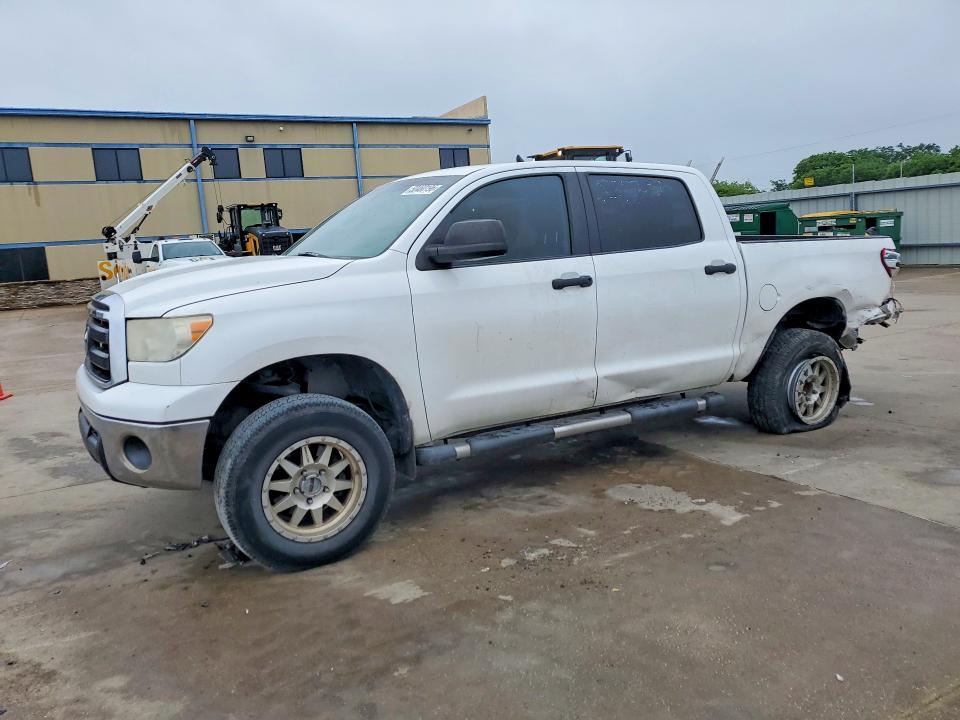 50460196 :رقم المزاد ، 5TFDW5F11CX267401 vin ، 2012 Toyota Tundra مزاد بيع