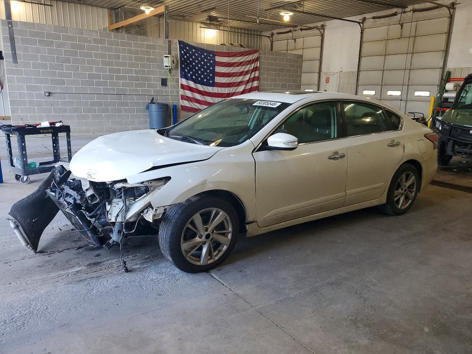 2015 Nissan Altima მანქანა იყიდება აუქციონზე, vin: 1N4AL3AP4FN871199, აუქციონის ნომერი: 54150676