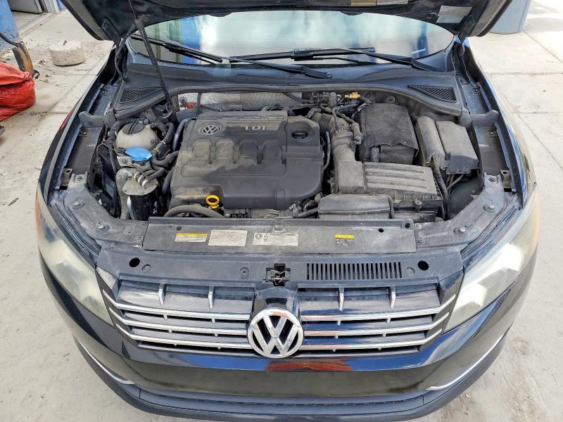 50820756 :رقم المزاد ، 1VWBV7A32FC065481 vin ، 2015 Volkswagen Passat مزاد بيع