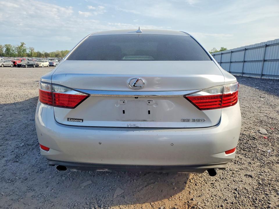49951516 :رقم المزاد ، JTHBK1GG5D2076401 vin ، 2013 Lexus Es مزاد بيع