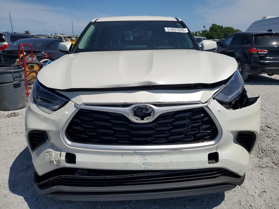 51697836 :رقم المزاد ، 5TDCZRAH1MS068256 vin ، 2021 Toyota Highlander مزاد بيع