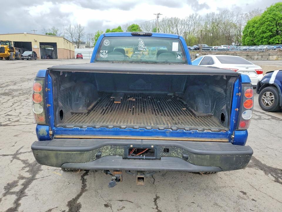 2003 Chevrolet Silverado მანქანა იყიდება აუქციონზე, vin: 2GCEK19TX31352465, აუქციონის ნომერი: 51642556