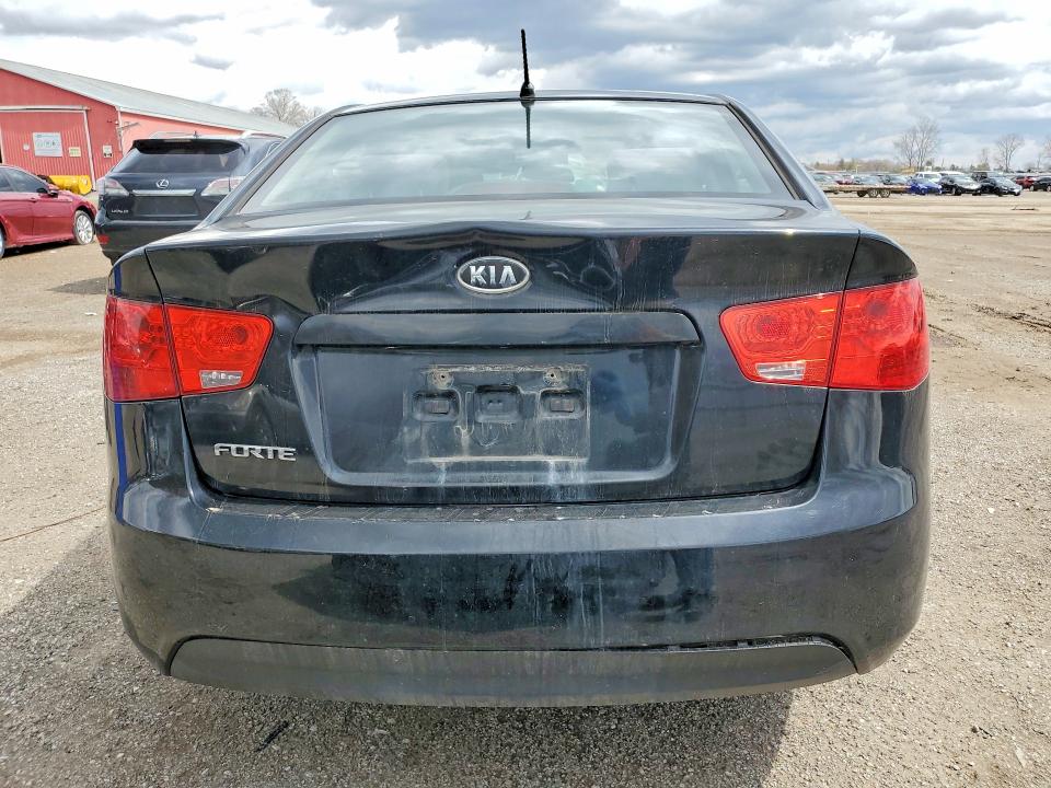 48905196 :رقم المزاد ، KNAFT4A21D5660241 vin ، 2013 Kia Forte مزاد بيع