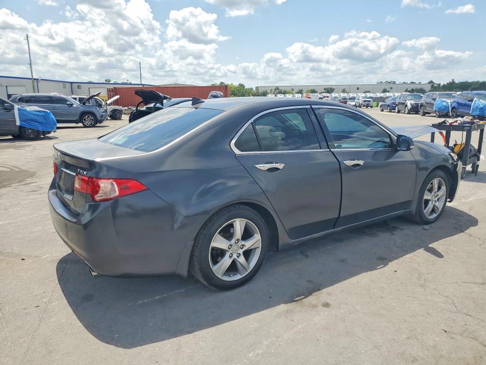 51252146 :رقم المزاد ، JH4CU2F67BC010744 vin ، 2011 Acura Tsx مزاد بيع