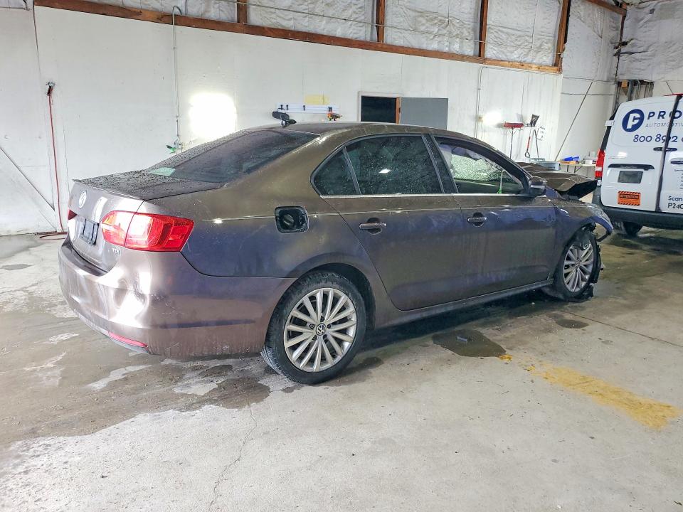 51607446 :رقم المزاد ، 3VWLL7AJ6EM391404 vin ، 2014 Volkswagen Jetta مزاد بيع