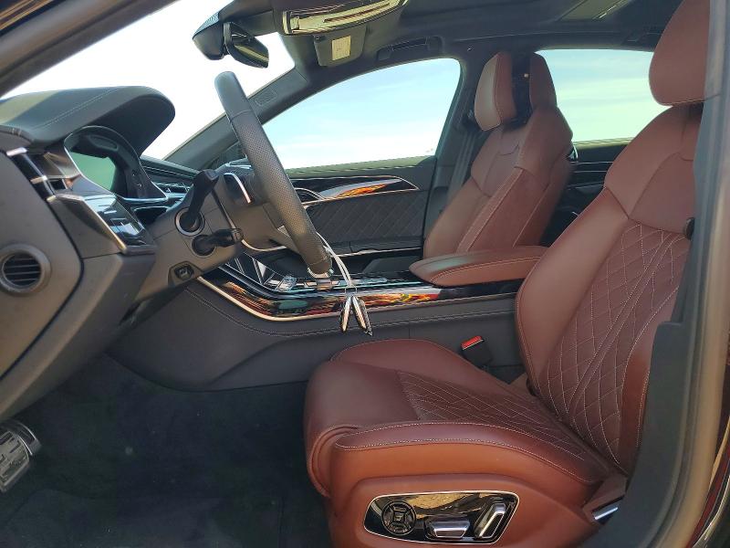 48851766 :رقم المزاد ، WAULSAF86RN005064 vin ، 2024 Audi S8 مزاد بيع