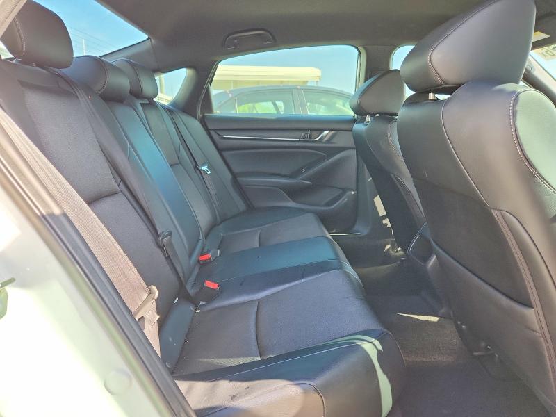 2018 Honda Accord მანქანა იყიდება აუქციონზე, vin: 1HGCV1F35JA027102, აუქციონის ნომერი: 49780226