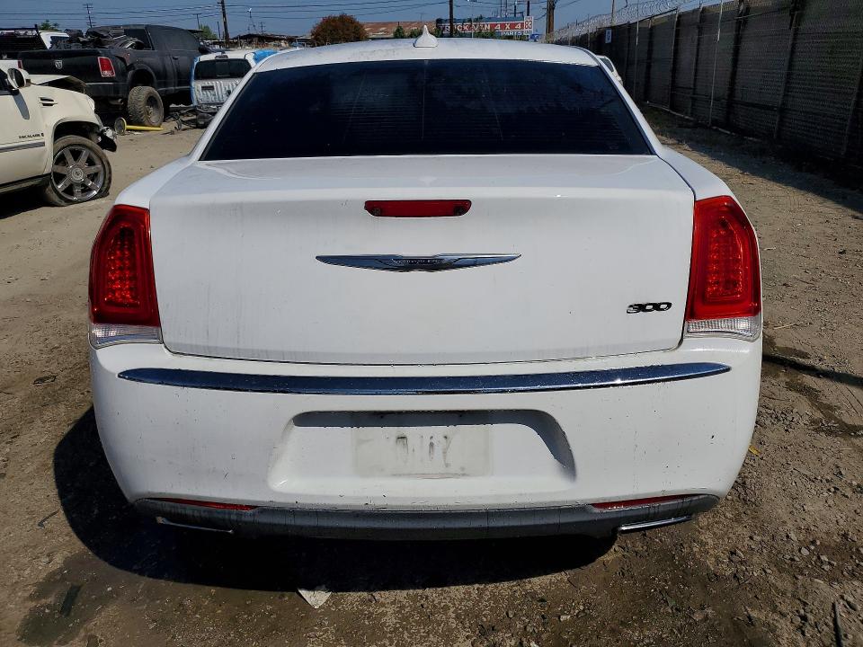 48940776 :رقم المزاد ، 2C3CCAAGXGH170611 vin ، 2016 Chrysler 300 مزاد بيع