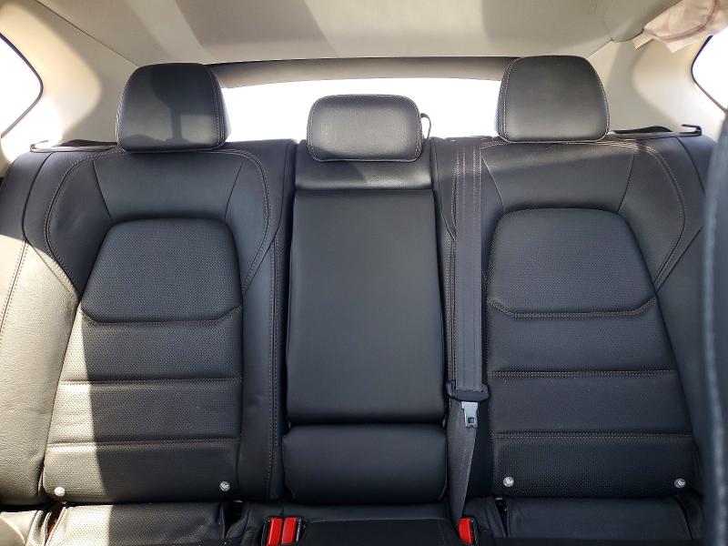 50267256 :رقم المزاد ، JM3KFBCM4N1565197 vin ، 2022 Mazda Cx-5 مزاد بيع