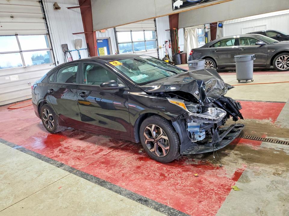 Продажа на аукционе авто 2021 Kia Forte, vin: 3KPF24AD3ME268826, номер лота: 49575296