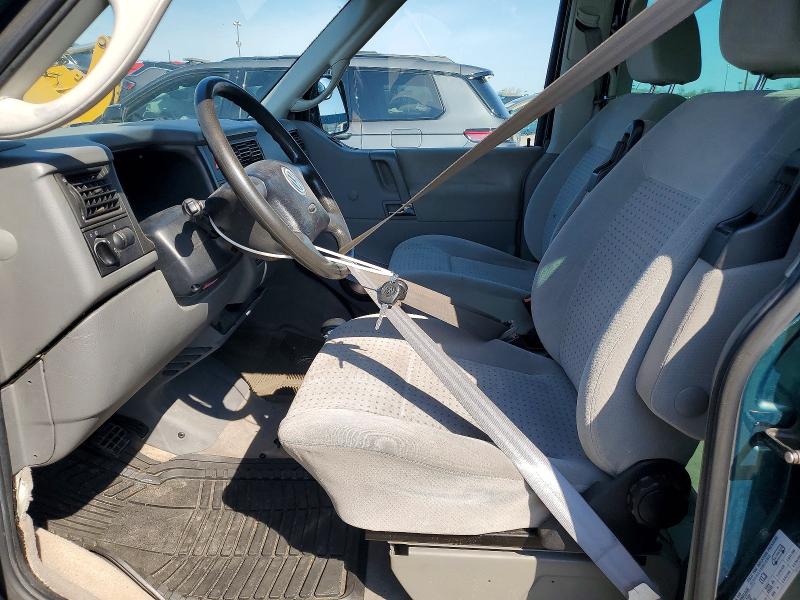 50678226 :رقم المزاد ، WV2MH4705YH095418 vin ، 2000 Volkswagen Eurovan مزاد بيع