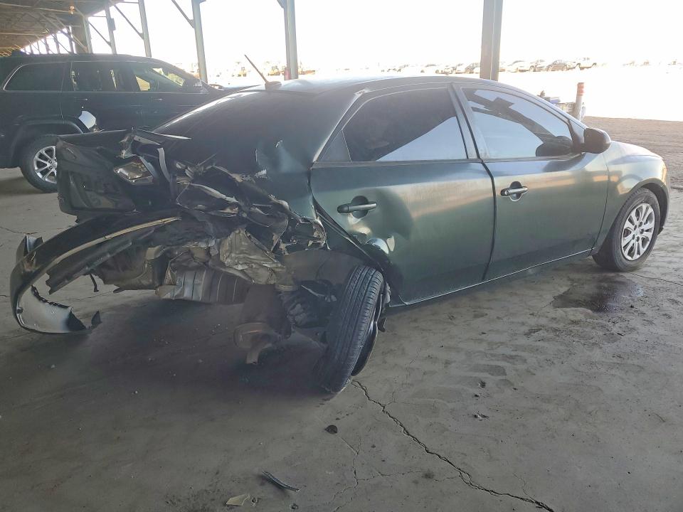 2011 Kia Forte მანქანა იყიდება აუქციონზე, vin: KNAFT4A22B5324479, აუქციონის ნომერი: 49129556
