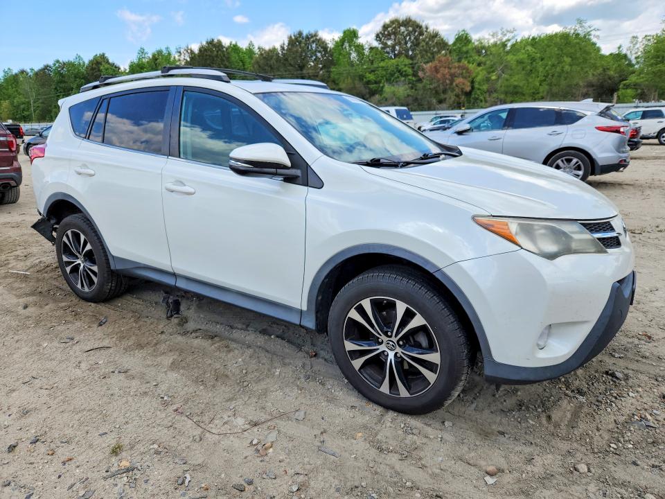 50306066 :رقم المزاد ، 2T3DFREV5FW336837 vin ، 2015 Toyota Rav4 مزاد بيع