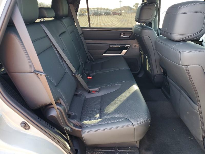 48845976 :رقم المزاد ، 7SVAAABA4SX068251 vin ، 2025 Toyota Sequoia مزاد بيع