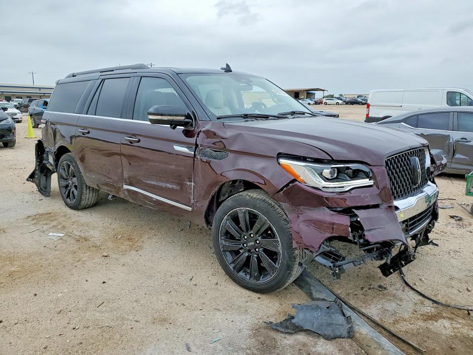 Продажа на аукционе авто 2024 Lincoln Navigator, vin: 5LMJJ3TG3REL07604, номер лота: 49827196