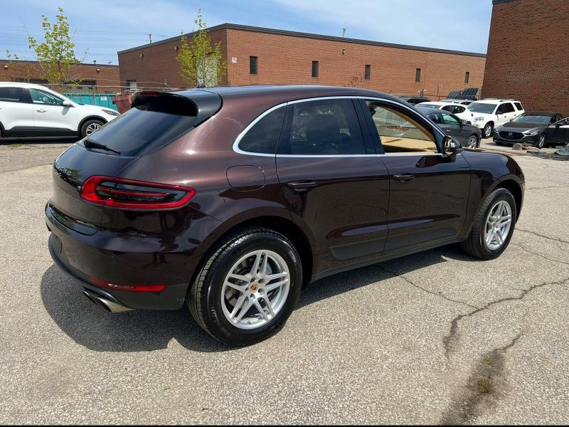 2015 Porsche Macan მანქანა იყიდება აუქციონზე, vin: WP1AB2A58FLB54790, აუქციონის ნომერი: 51211866
