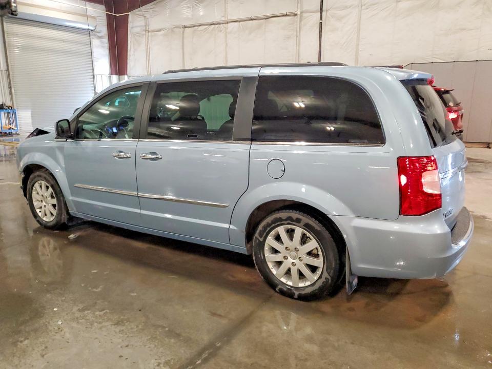 2016 Chrysler Town & Country მანქანა იყიდება აუქციონზე, vin: 2C4RC1BG4GR284618, აუქციონის ნომერი: 49268856
