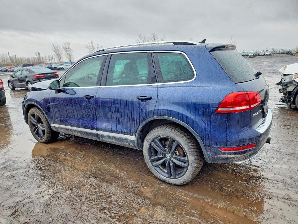 49611586 :رقم المزاد ، WVGEP9BP4ED010459 vin ، 2014 Volkswagen Touareg مزاد بيع