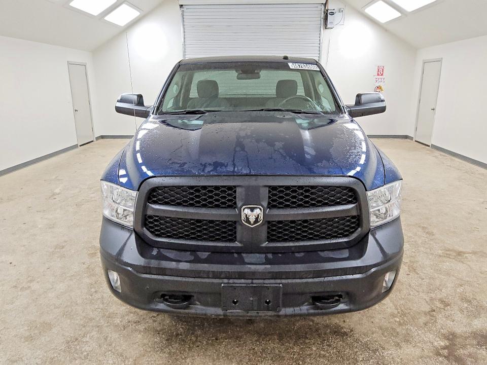 Продаж на аукціоні авто 2023 Ram 1500 Classic, vin: 3C6JR6DG5PG628167, номер лоту: 48763486