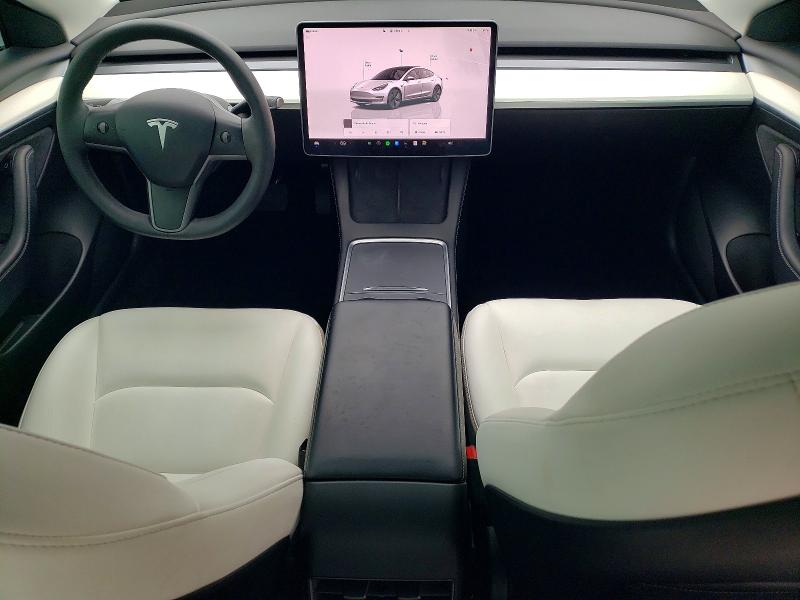 49835836 :رقم المزاد ، 5YJ3E1EB7NF183193 vin ، 2022 Tesla Model 3 مزاد بيع