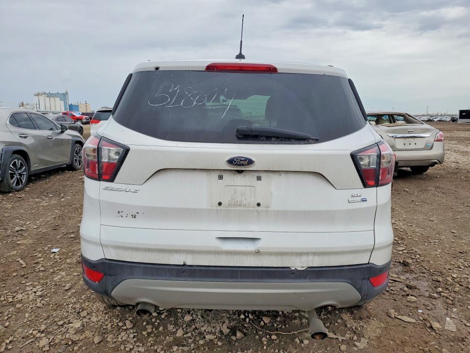 Продажа на аукционе авто 2017 Ford Escape, vin: 1FMCU9GD1HUB03586, номер лота: 49600166