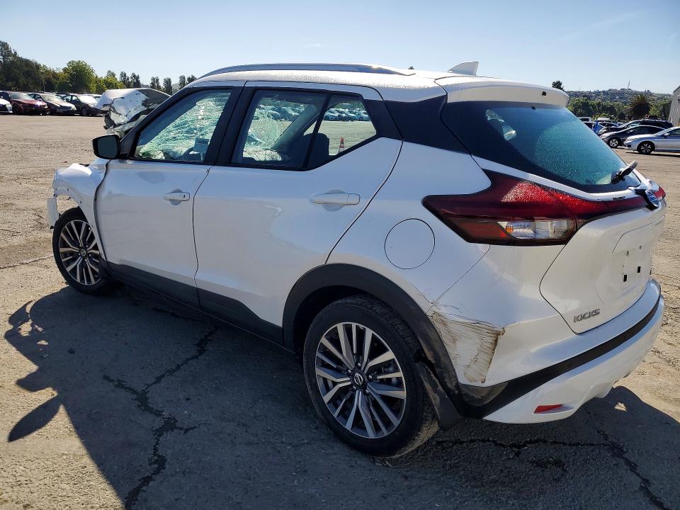 50194516 :رقم المزاد ، 3N1CP5CV4ML546891 vin ، 2021 Nissan Kicks مزاد بيع