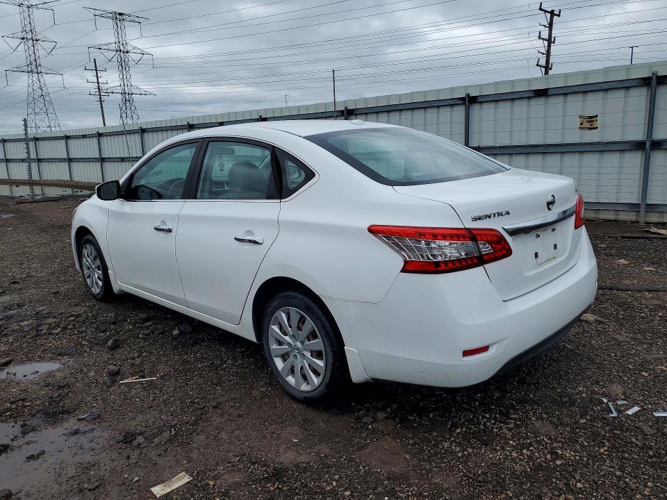 51516786 :رقم المزاد ، 3N1AB7AP3FY219961 vin ، 2015 Nissan Sentra مزاد بيع