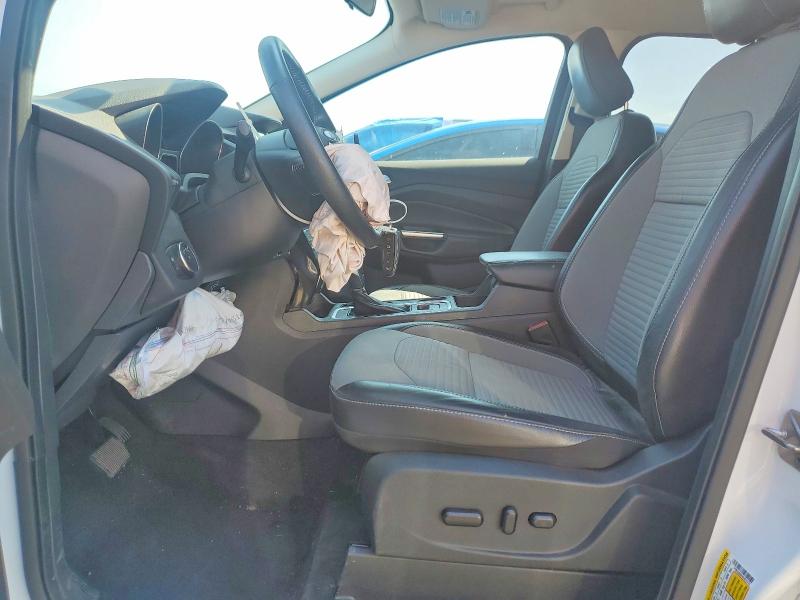 2019 Ford Escape მანქანა იყიდება აუქციონზე, vin: 1FMCU0GD4KUB10101, აუქციონის ნომერი: 46720856