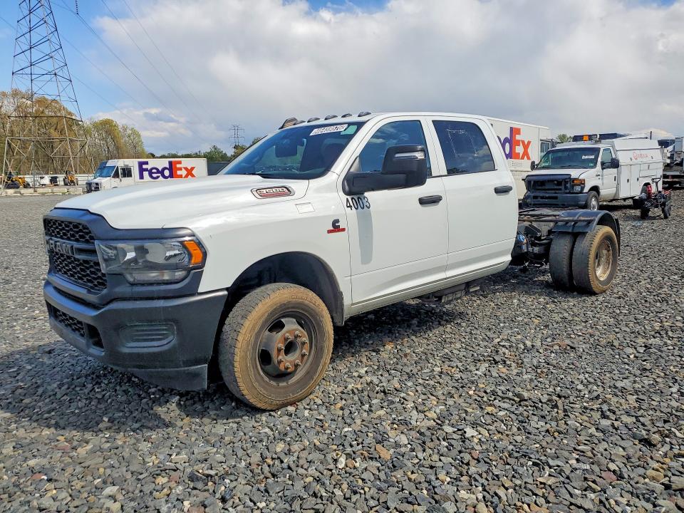 46459576 :رقم المزاد ، 3C7WRTCL5RG284003 vin ، 2024 Ram 3500 مزاد بيع