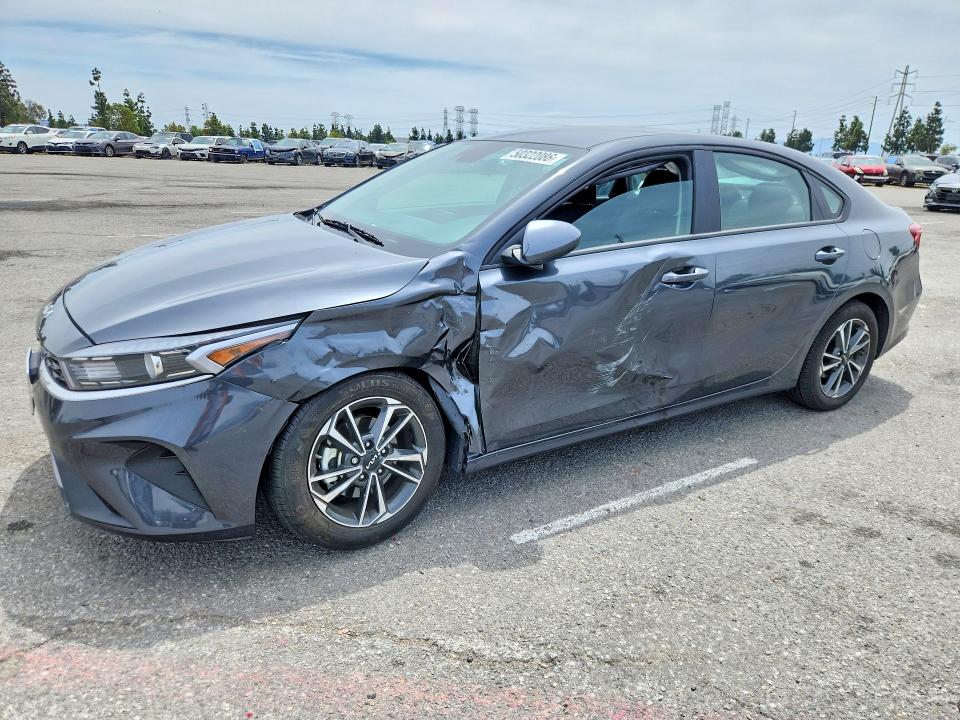 50322086 :رقم المزاد ، 3KPF24ADXRE810754 vin ، 2024 Kia Forte مزاد بيع