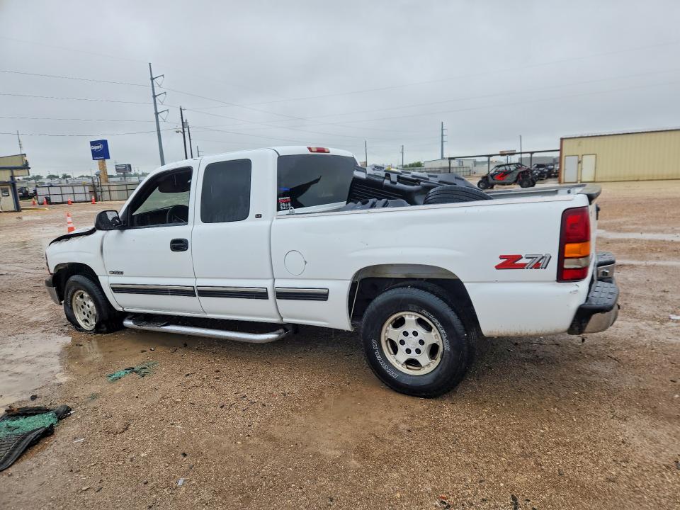 Продаж на аукціоні авто 2000 Chevrolet Silverado, vin: 1GCEK19TXYE215497, номер лоту: 49987976
