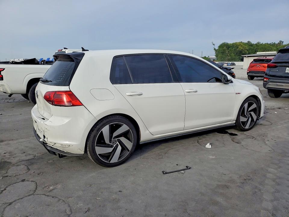 2015 Volkswagen Gti მანქანა იყიდება აუქციონზე, vin: 3VW5T7AU4FM024618, აუქციონის ნომერი: 51289346