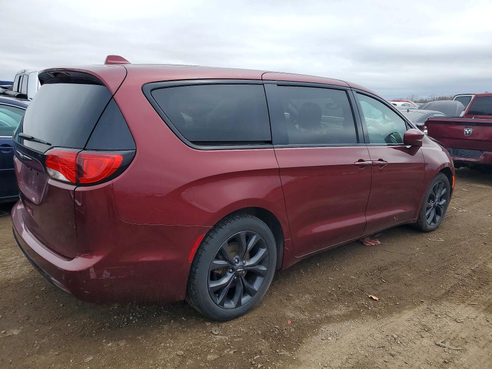 48136946 :رقم المزاد ، 2C4RC1FG8LR269740 vin ، 2020 Chrysler Pacifica مزاد بيع