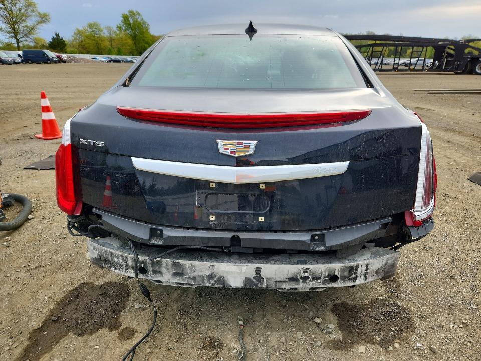 50189786 :رقم المزاد ، 2G61M5S32H9199375 vin ، 2017 Cadillac Xts مزاد بيع