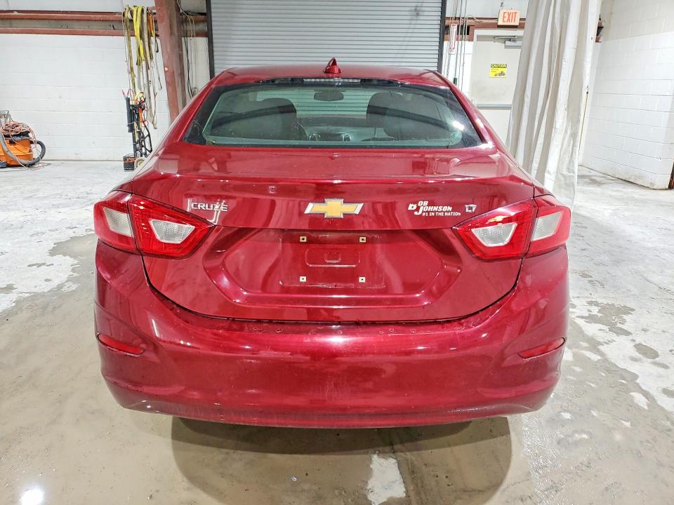 2018 Chevrolet Cruze მანქანა იყიდება აუქციონზე, vin: 1G1BE5SM1J7213970, აუქციონის ნომერი: 48391126