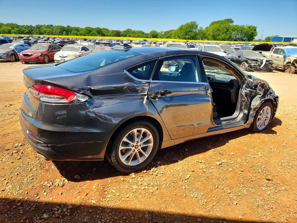 49337406 :رقم المزاد ، 3FA6P0HD2LR245146 vin ، 2020 Ford Fusion مزاد بيع